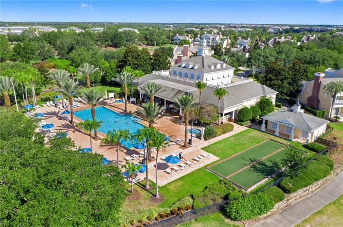 Image No.90-6 Bed Property for sale