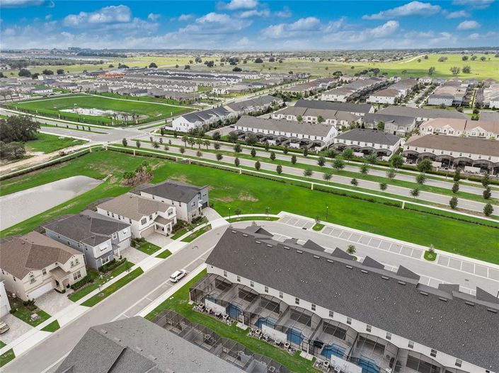 Image No.10-5 Bed Townhouse for sale