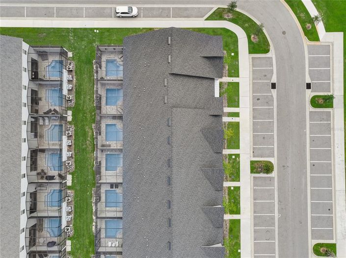 Image No.11-5 Bed Townhouse for sale