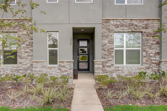 Image No.51-5 Bed Townhouse for sale