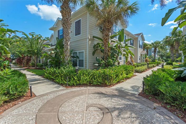 Image No.2-4 Bed Townhouse for sale