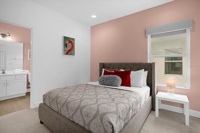 Image No.27-7 Bed Property for sale