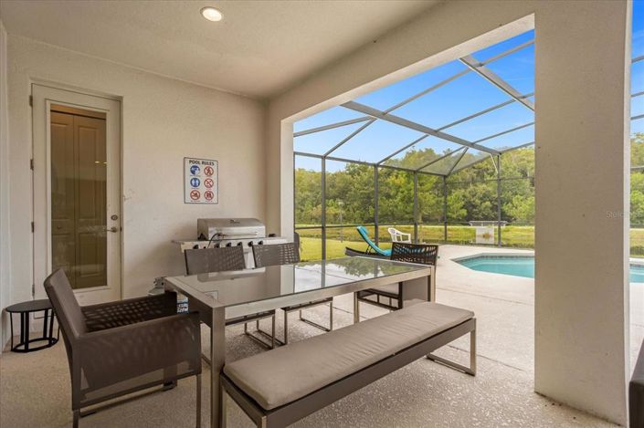 Image No.6-7 Bed Property for sale