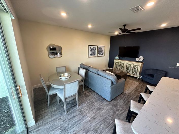 Image No.10-3 Bed Townhouse for sale