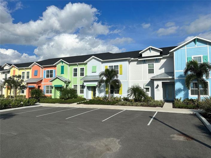 Image No.30-3 Bed Townhouse for sale