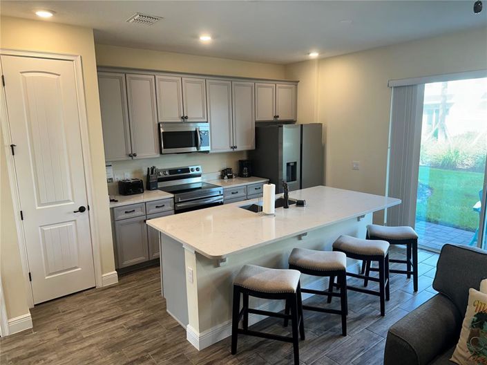 Image No.9-3 Bed Townhouse for sale