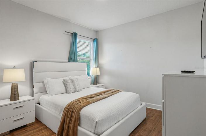 Image No.39-10 Bed Property for sale