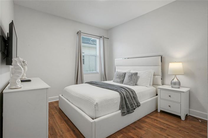 Image No.41-10 Bed Property for sale