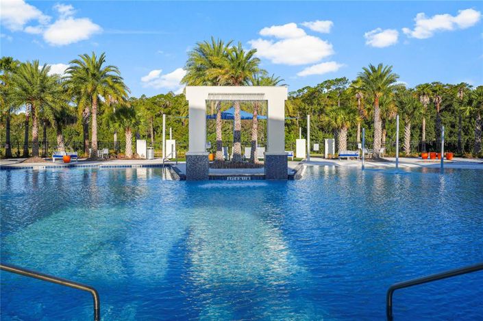 Image No.48-10 Bed Property for sale