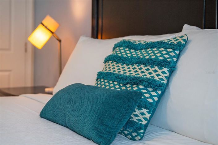 Image No.15-4 Bed Townhouse for sale