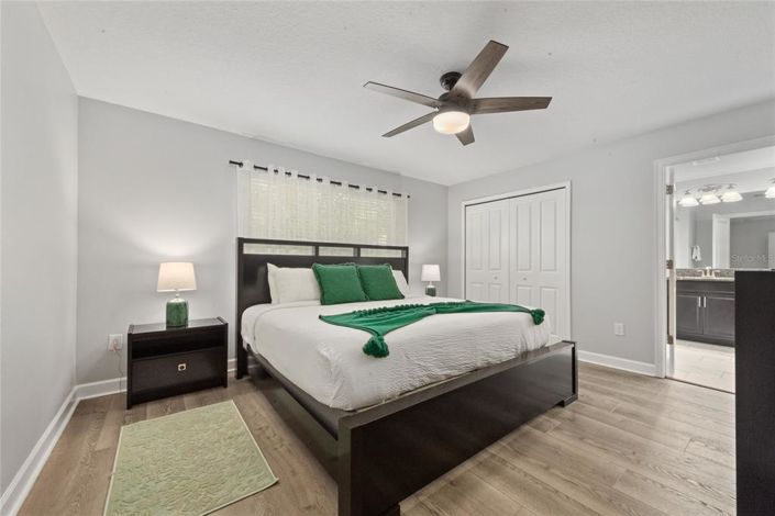 Image No.49-4 Bed Townhouse for sale