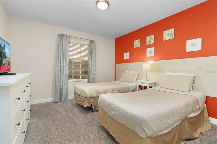 Image No.28-4 Bed Townhouse for sale