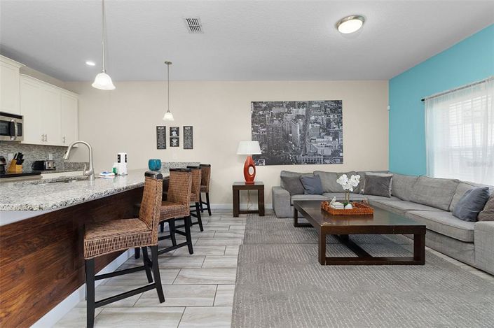 Image No.4-4 Bed Townhouse for sale