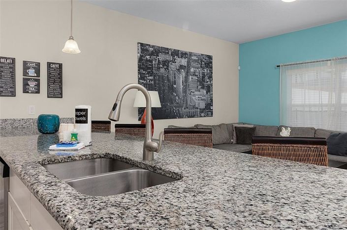 Image No.9-4 Bed Townhouse for sale