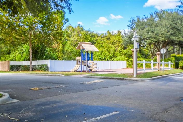 Image No.36-3 Bed Townhouse for sale