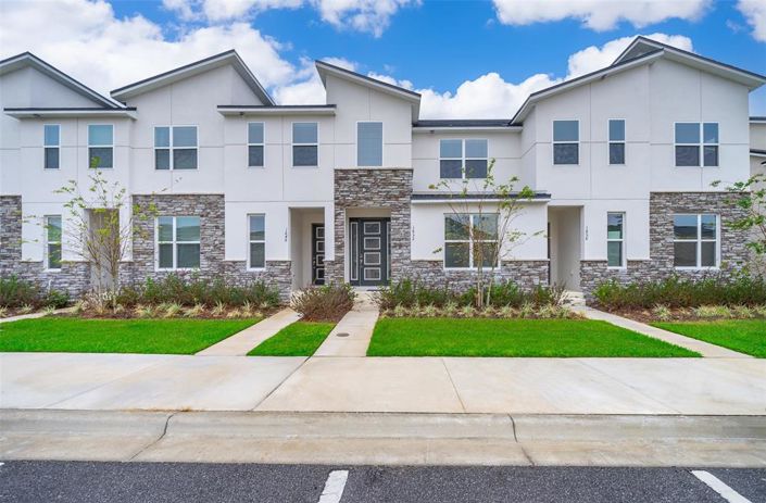 Image No.1-Maison de ville de 4 chambres à vendre à Kissimmee