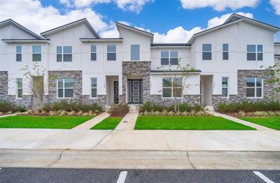 Maison de ville de 4 chambres à vendre à Kissimmee