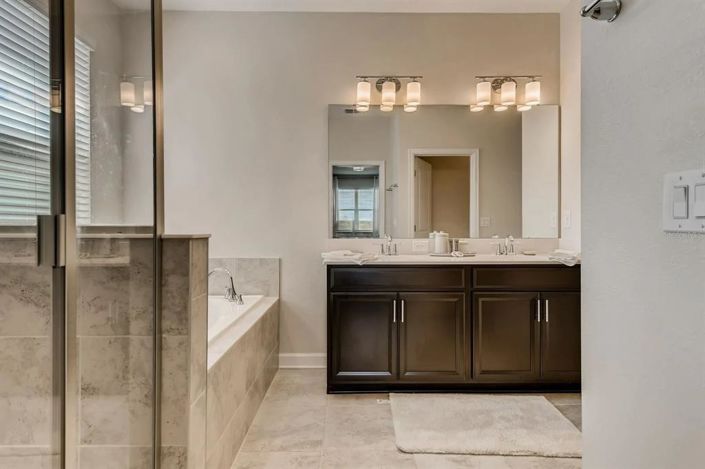 Image No.9-3 Bed Property for sale