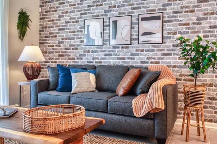 Image No.11-2 Bed Property for sale