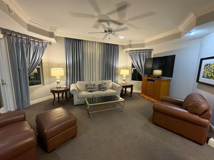 Image No.12-2 Bed Property for sale