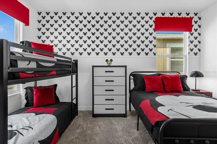 Image No.18-5 Bed Property for sale