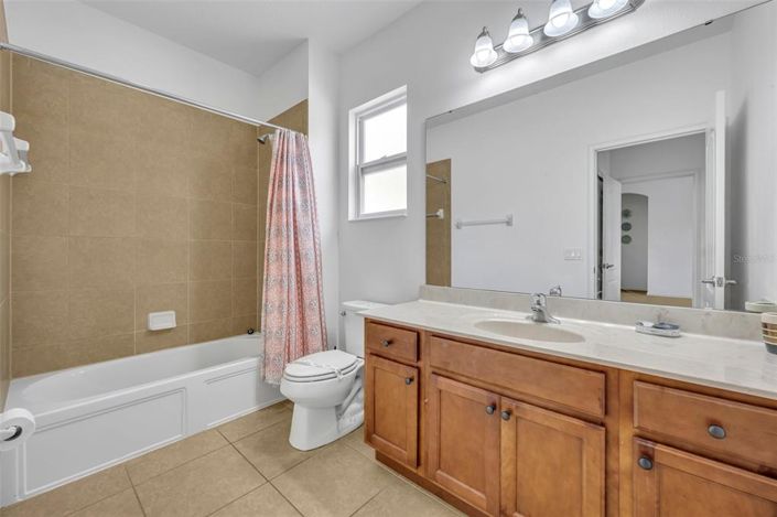 Image No.40-6 Bed Property for sale