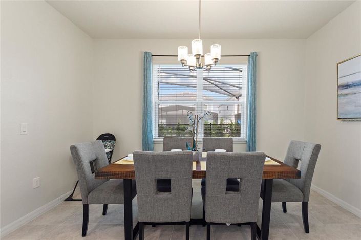 Image No.10-Propriété de 5 chambres à vendre à Davenport