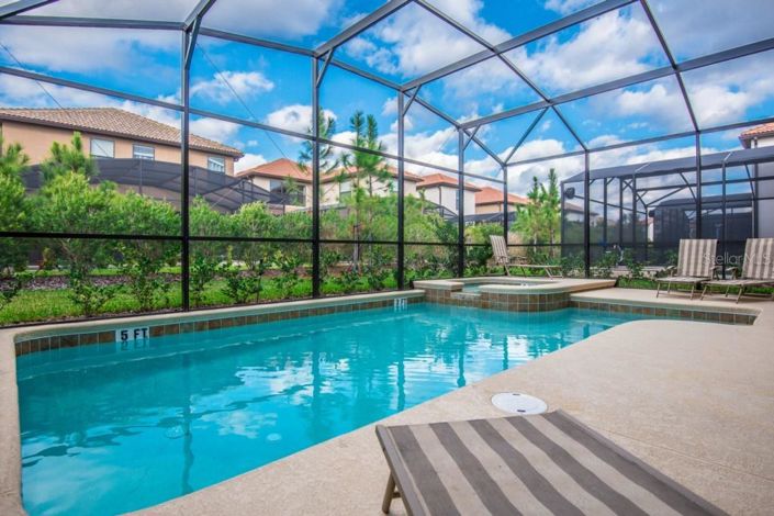 Image No.23-6 Bed Property for sale