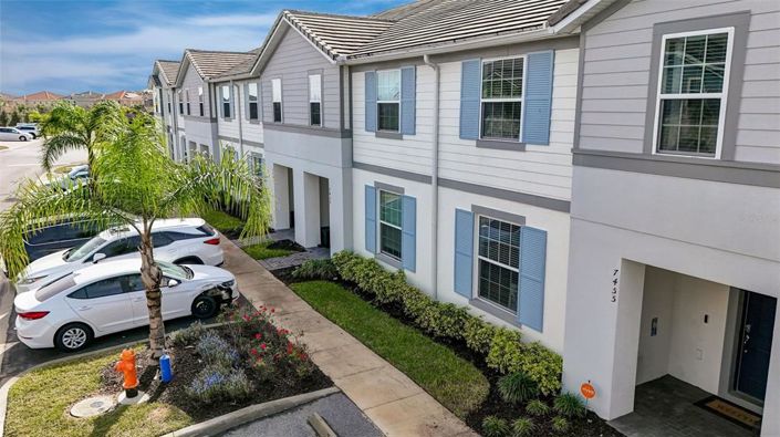 Image No.57-5 Bed Townhouse for sale