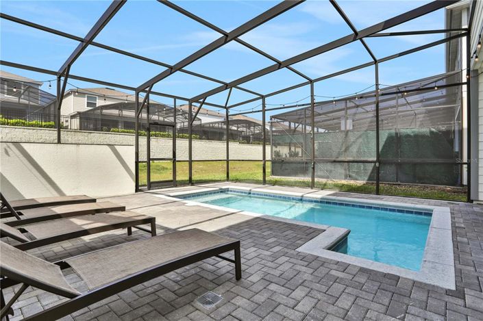 Image No.50-5 Bed Townhouse for sale