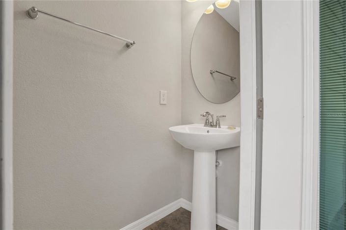 Image No.51-5 Bed Townhouse for sale