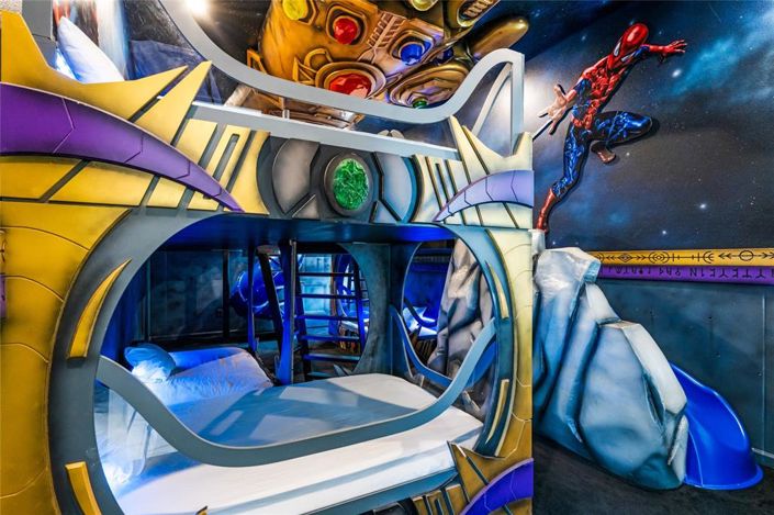 Image No.23-13 Bed Property for sale