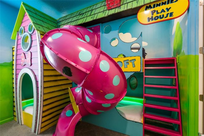 Image No.46-13 Bed Property for sale