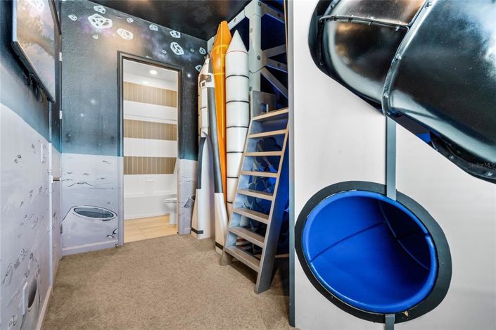 Image No.49-13 Bed Property for sale