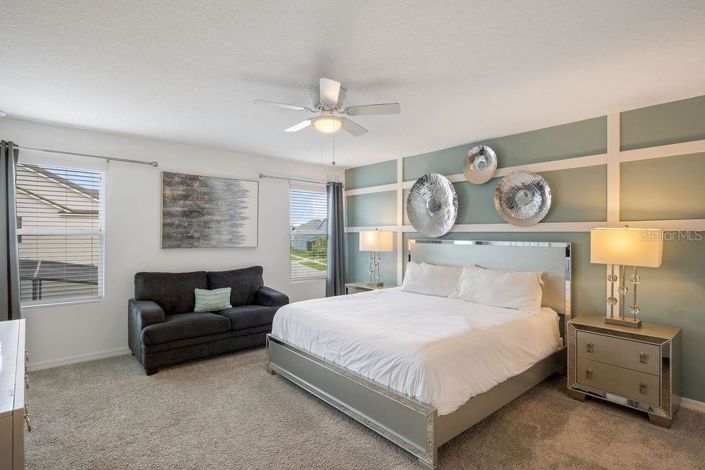 Image No.32-9 Bed Property for sale