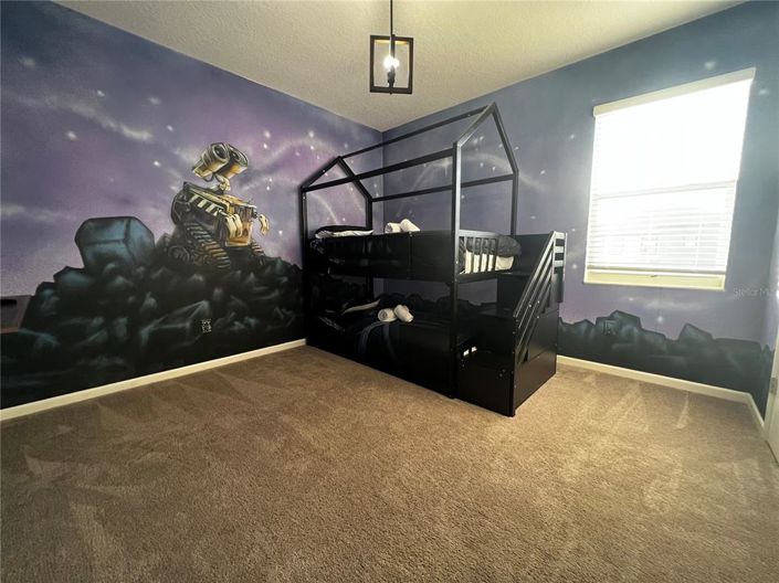 Image No.3-12 Bed Property for sale