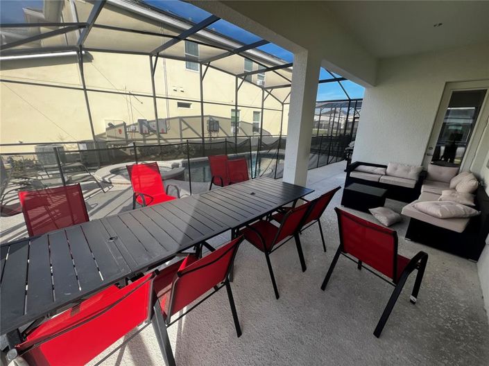 Image No.39-12 Bed Property for sale