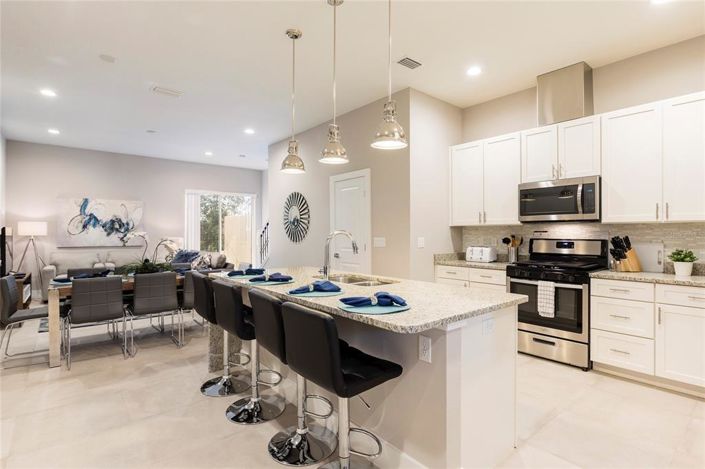 Image No.2-4 Bed Townhouse for sale