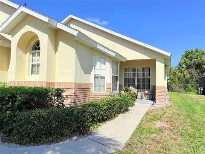 Image No.3-Propriété de 4 chambres à vendre à Kissimmee