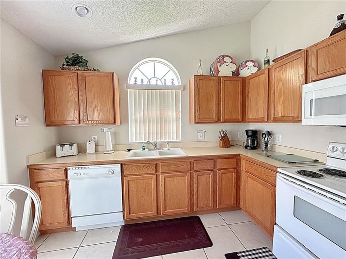 Image No.7-Propriété de 4 chambres à vendre à Kissimmee