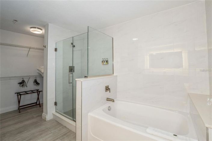 Image No.12-3 Bed Property for sale