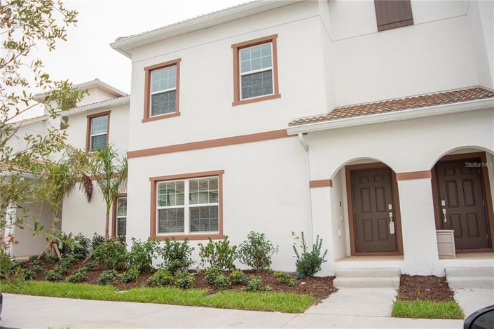 Image No.1-4 Bed Townhouse for sale