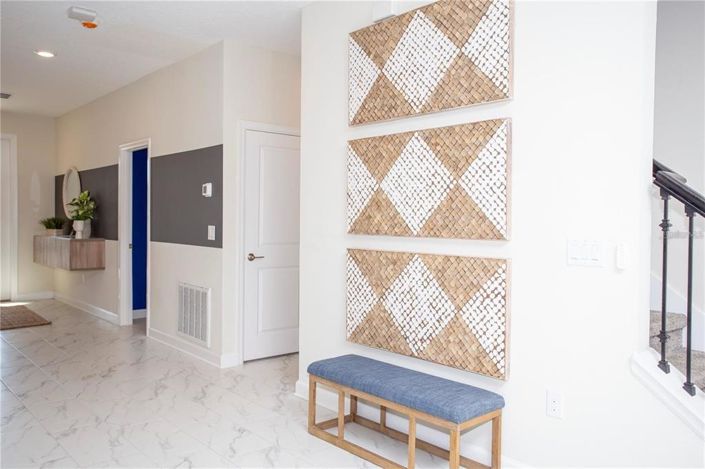 Image No.28-7 Bed Property for sale