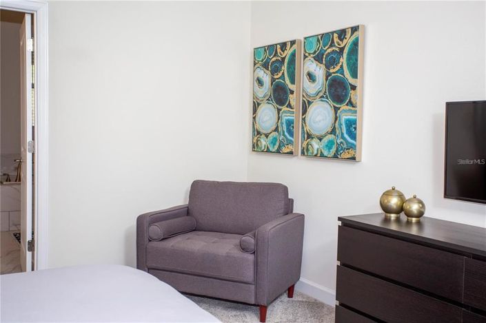 Image No.36-7 Bed Property for sale