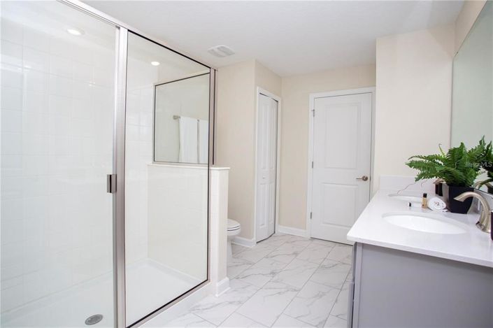 Image No.52-7 Bed Property for sale