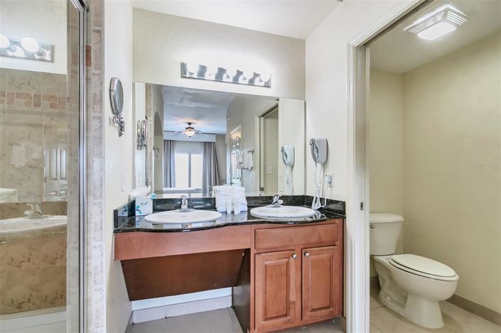 Image No.17-2 Bed Property for sale