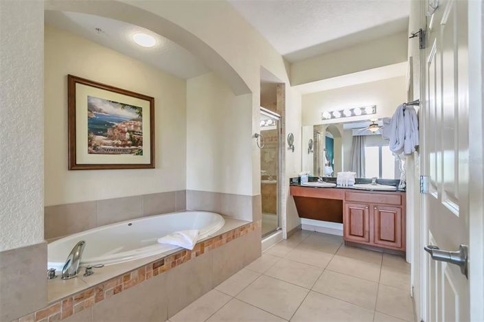 Image No.21-2 Bed Property for sale