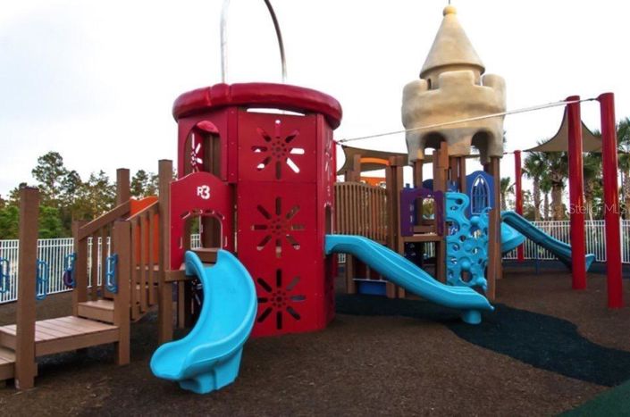 Image No.13-5 Bed Townhouse for sale