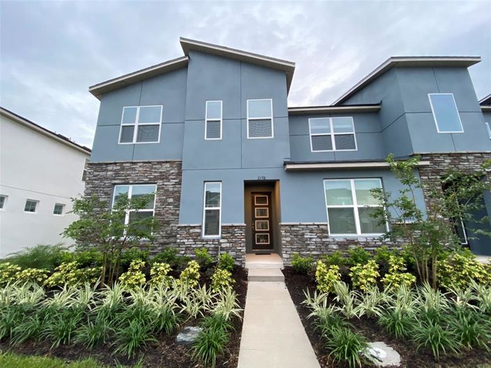 Image No.23-5 Bed Townhouse for sale