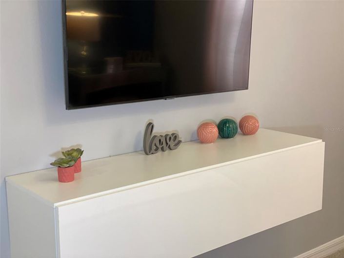 Image No.40-5 Bed Townhouse for sale